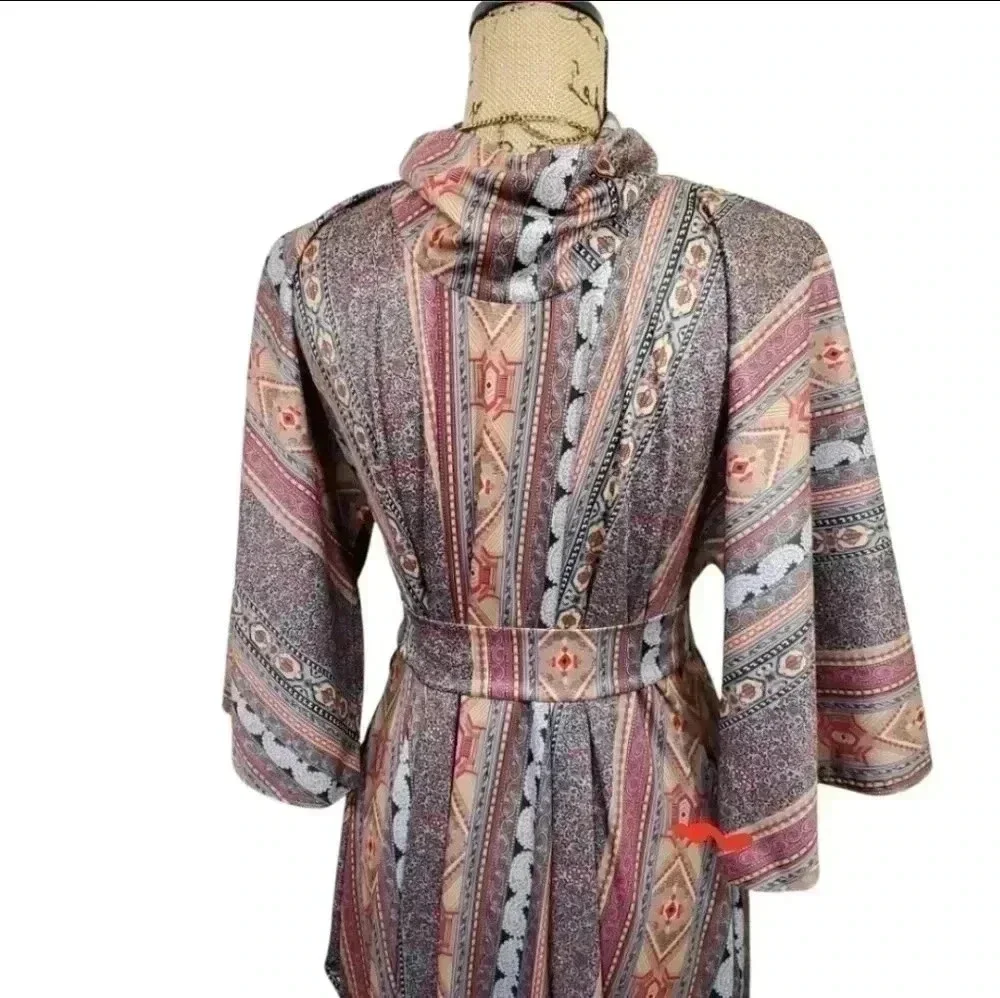 Vintage 70s Handmade Pashmina print dress. With pockets